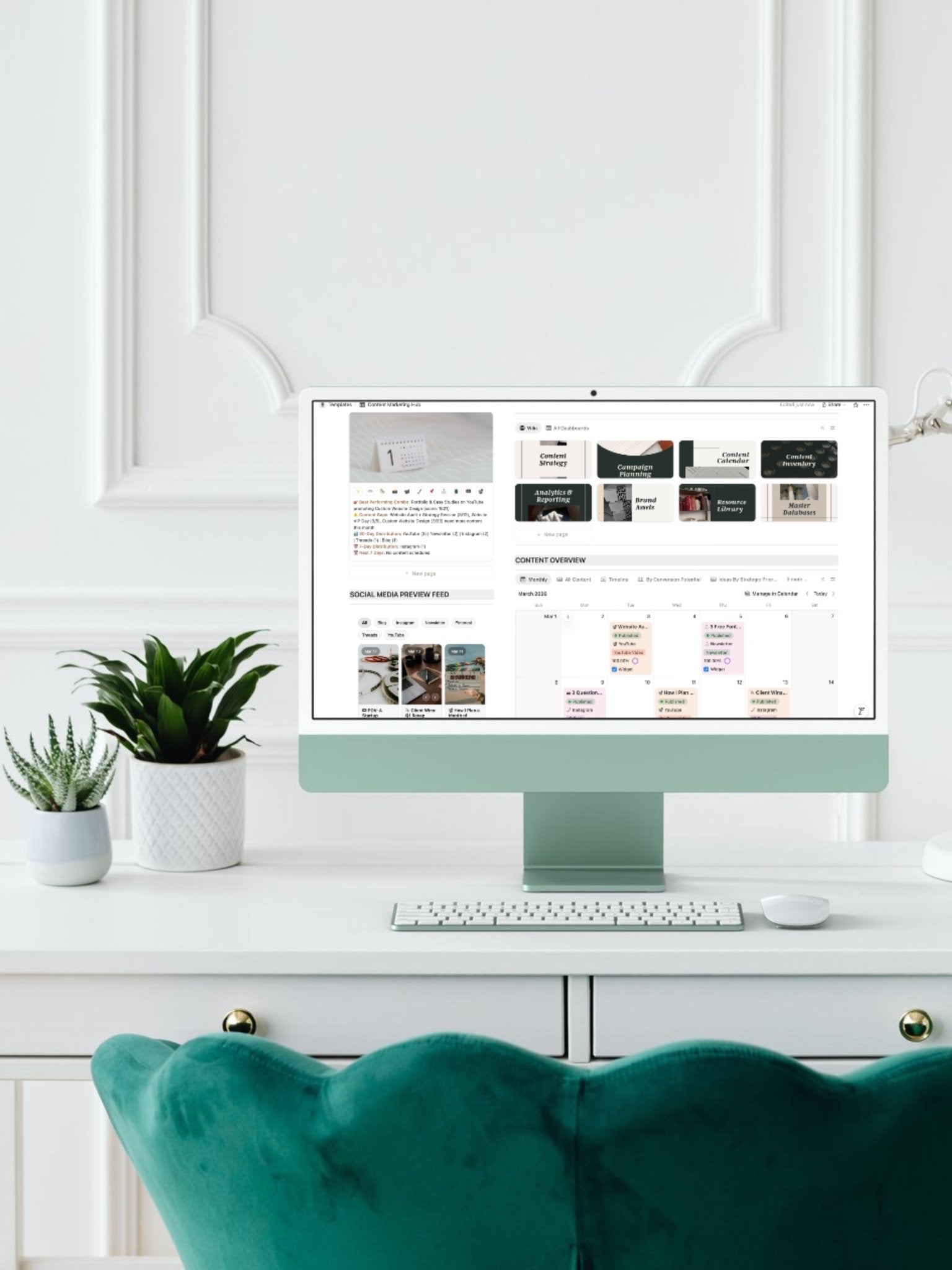 Content Marketing Hub Notion Template - Biz Strtga